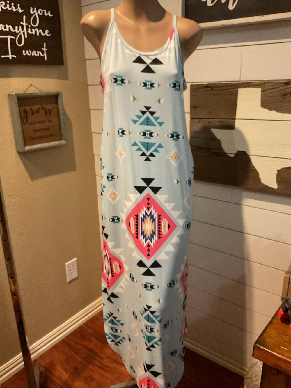 Avery Cameron Tribal Print Maxi Dress Women’s Size Small NWT